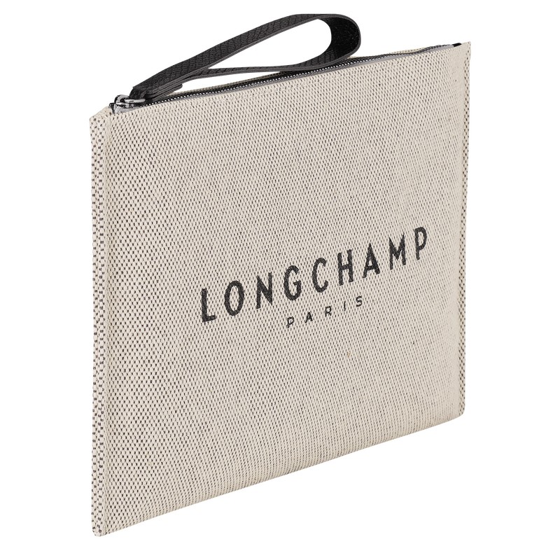 Longchamp Essential Pouch Ecru | 6831NUIAK